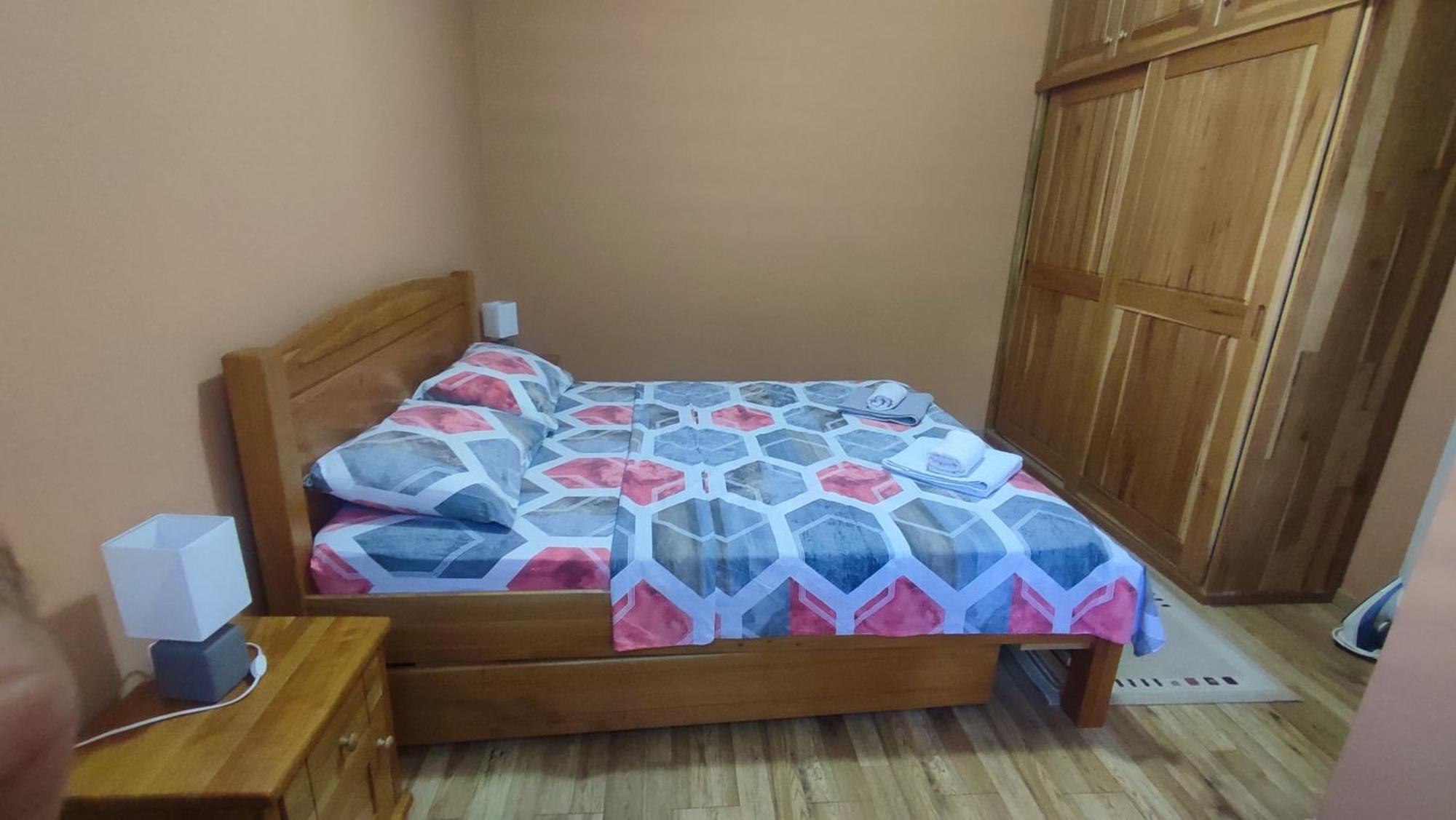 Liprosh Apartment Вирпазар Екстериор снимка